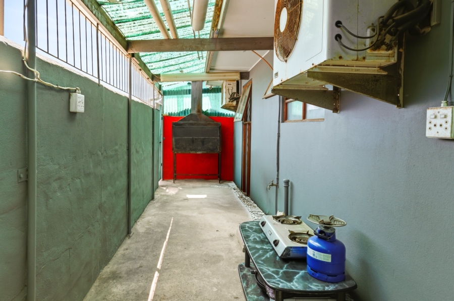 3 Bedroom Property for Sale in Onverwacht Western Cape